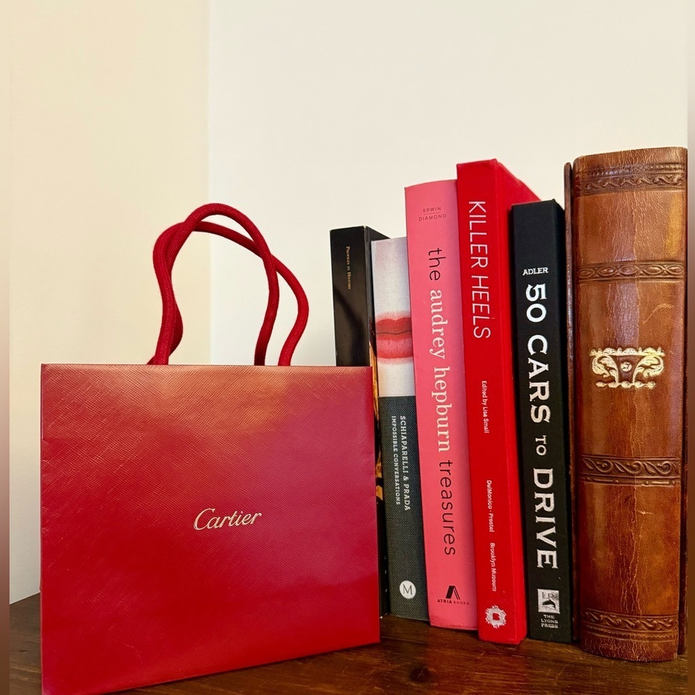 CARTIER SHOPPING BAG 8" x 7" x 3" CLASSIC RED & GOLD LETTERING